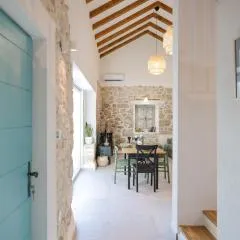 Stone House Lole