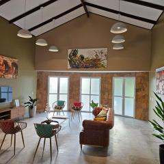 Casa vermelha - Condomínio fechado