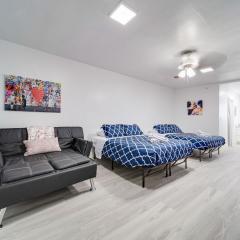 Ocean Drive Prime Apt w/2 QueenBeds & Washer/Dryer