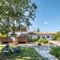 L Escapade Nature et Gourmande Gîtes, Chambres d'Hôtes, piscine, Spa Toulouse Colomiers Gers