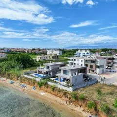 Deluxe Apartments Privlaka on the Sand