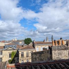 Cocon lumineux sous les toits de Bordeaux