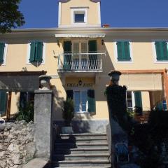 Villa Fani