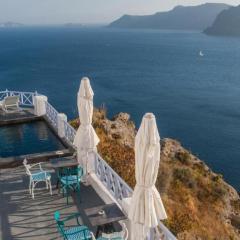 Thrilling Santorini Suite Ragus Suite 1 Bedroom Min Children Age 12 Years Spacious Shared Sun Terrace And Swimming Pool With Breathtaking