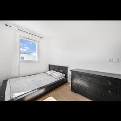 Séjournez à la maison du bonheur, chambre cosy dans une maison familiale à 2 pas de Paris, Parking privé possible moyennant des frais