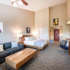 Premium Unit 4650- Fraser Crossing Founders Pointe condo