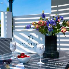 Remus House II Dom nad morzem na wyłączność dla 12 osób