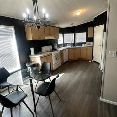 Cute and cozy river house!