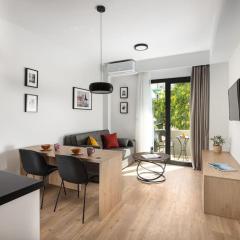 The Meta Stay - Rooftop Access 1 bedroom suite