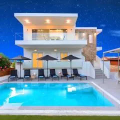 Luminosa Luxury Villa