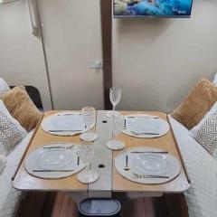 Nuit romantique sur un bateau à Deauville