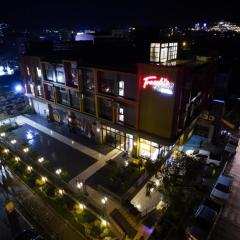 Travelite Express Hotel