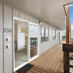 Seaside Moon Condo #250