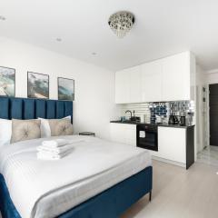 Plac Politechniki Cosy Studio by BookingHost