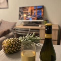 Tiny Paradise self check-in