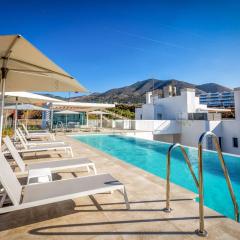 Penthouse Diamond - Private Pool, Terrace, Sea View, Gym & BBQ