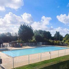 Stunning Apartment In Bredene With Wifi