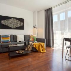 Apartamento reformado en pleno centro by Rent Me