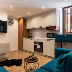 Downtown Residence by Stlcz