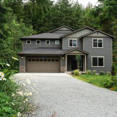 North Cascades Escape- spacious 5-bedroom, family friendly, AC, WiFi