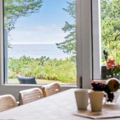 4 Bedroom Lovely Home In Tarm