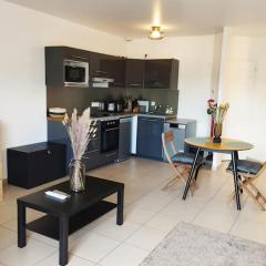 Studio cosy parking proche orly