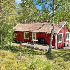 2 Bedroom Stunning Home In Gräddö
