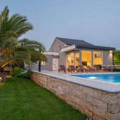 Villa Vinky
