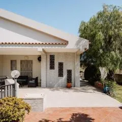 PETITE MAISON