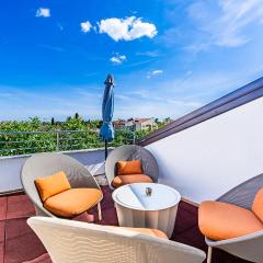 Gorgeous Apartment In Fazana With Wifi