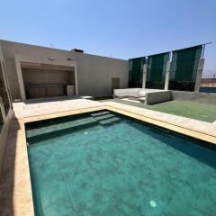 Villa détente Piscine sans vis à vis