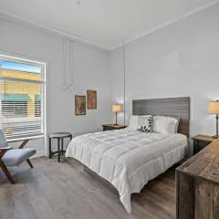 300 Laurel Lofts Unit 1