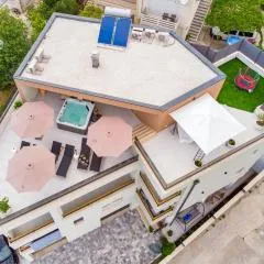 Luxury Penthouse Duce