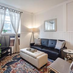 Parkside Haven - Charming 1BR Corner Property