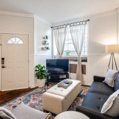 Parkside Haven - Charming 1BR Corner Property