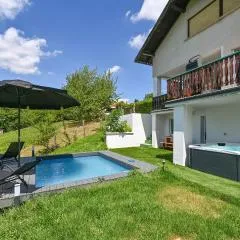 Nice Home In Lopatinec With Kitchen