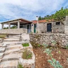 Beautiful Home In Zrnovo With Wifi