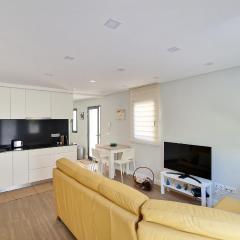 Casa D'Além I & II by LovelyStay