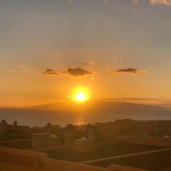 ROCKIN' VIEW COSTA ADEJE - 2 br, great terrace, parking, pool