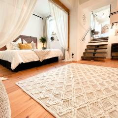 Cozy Art Experience: The quiet & relaxing escape