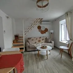 trikeri Cottage