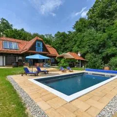 Awesome Home In Zlatar With Sauna