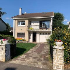 Charmante maison au calme proche de Paris