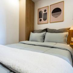 Excellent Location Brand New Apartment in Santa Barbara