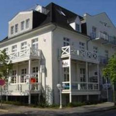 Altes Postamt by Rujana