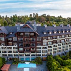 Park Lake Luxury Hotel