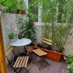 Charming studio in a courtyard in Paris