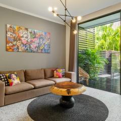 5th Element Villa Canggu - Urban Tropical Retreat meters from Canggu Beach