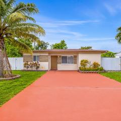 Casa Neisy Florida 10 minutes from Hollywood Beach and Hard Rock Hotel & Casino Hollywood