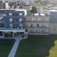 AEGEAN BLUE Apartments & Suites
